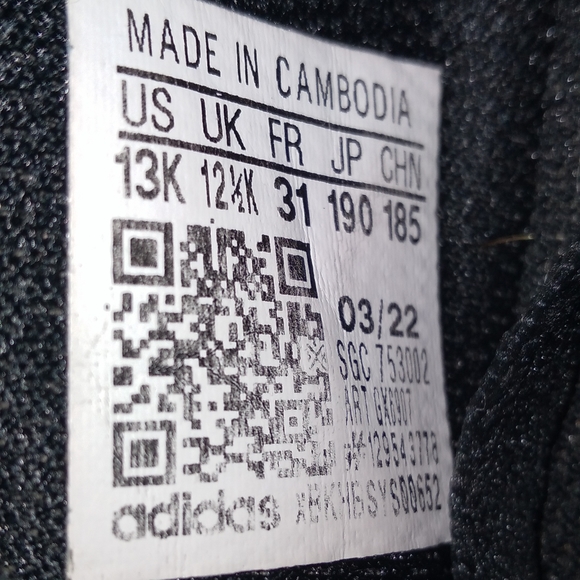 Kids Soccer Cleats Size 13k Black/Pink - Picture 8 of 8